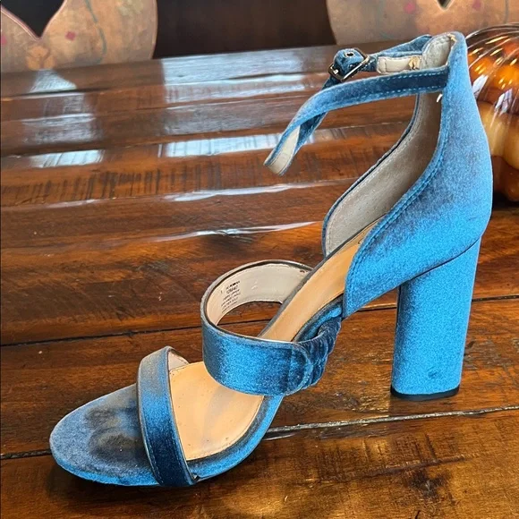 Vince Camuto Robeka Blue Velvet Heeled Sandals - Picture 4 of 10